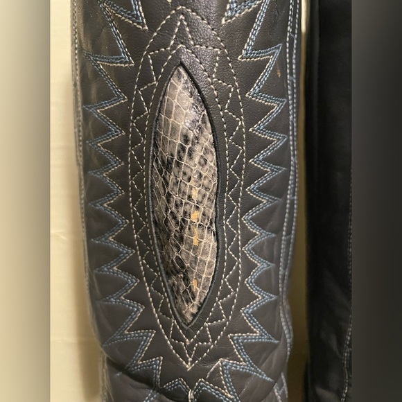 Vintage leather heeled acme western boots - Picture 7 of 8